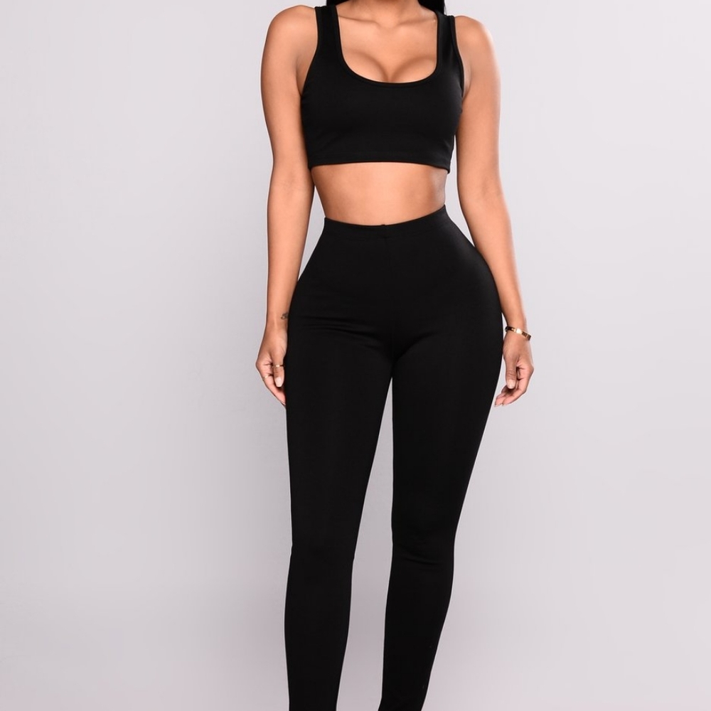 Bondoc Lounge Set Black NWT small